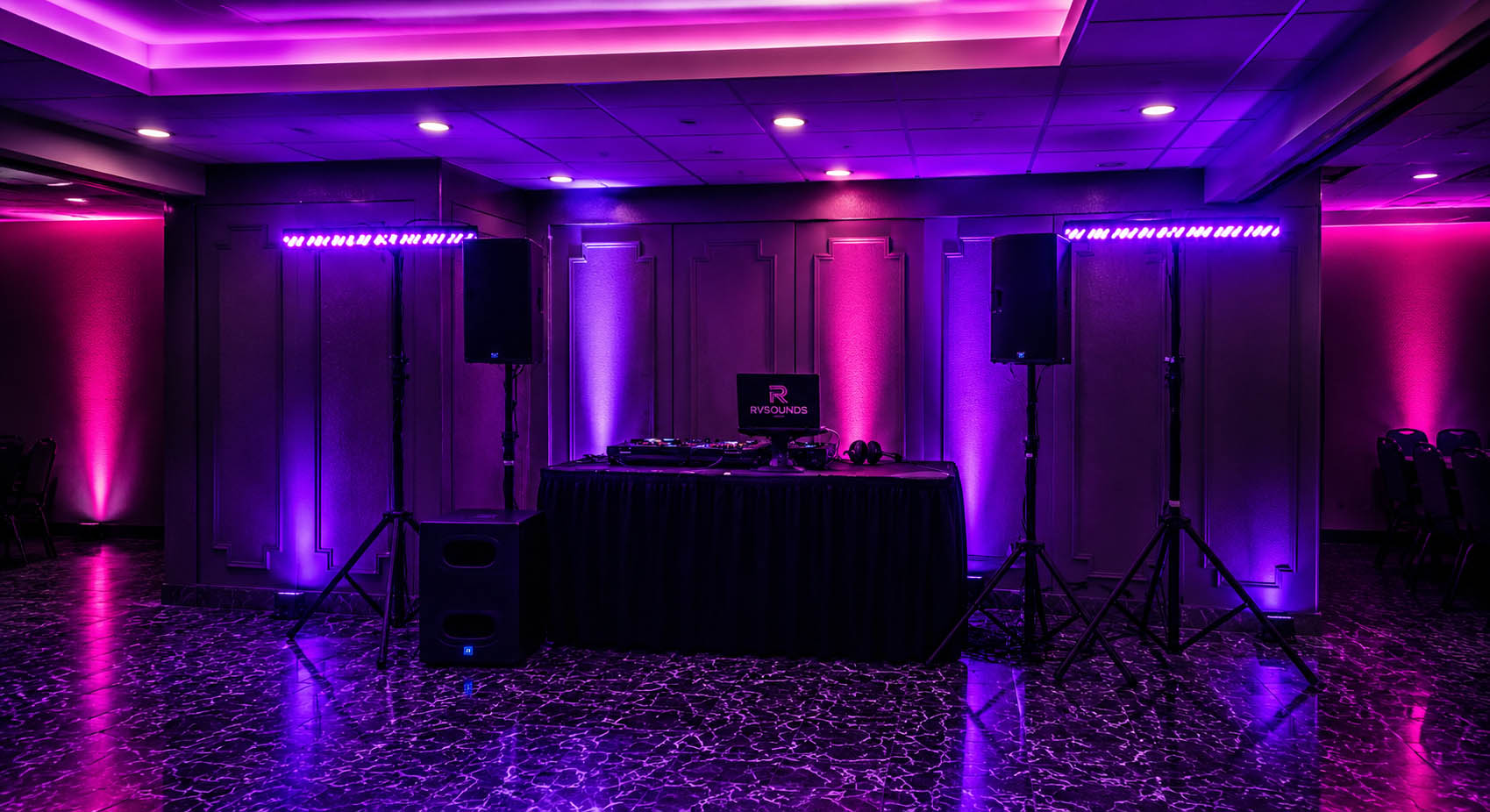   Essential Party DJ