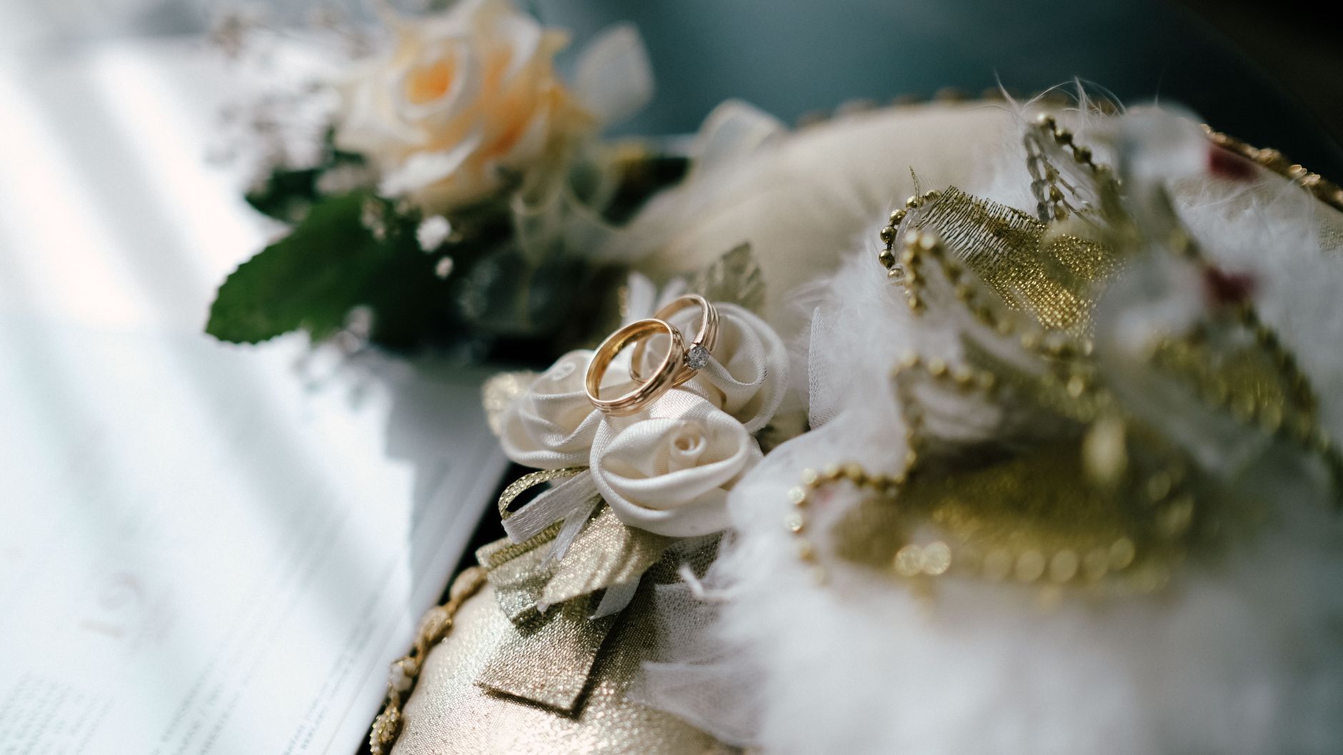Luxury Ring Presentation