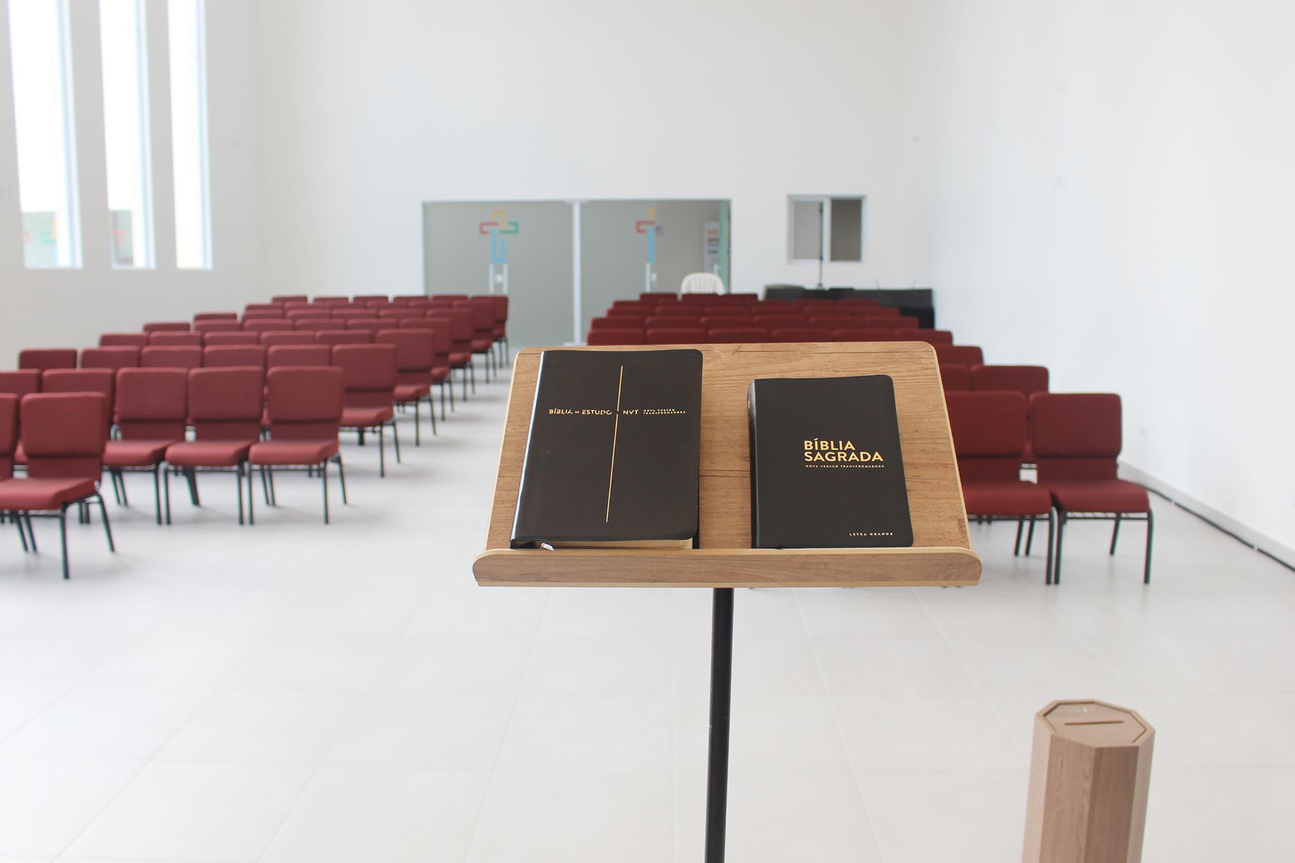 Book a Traditional Lectern in Vijayawada