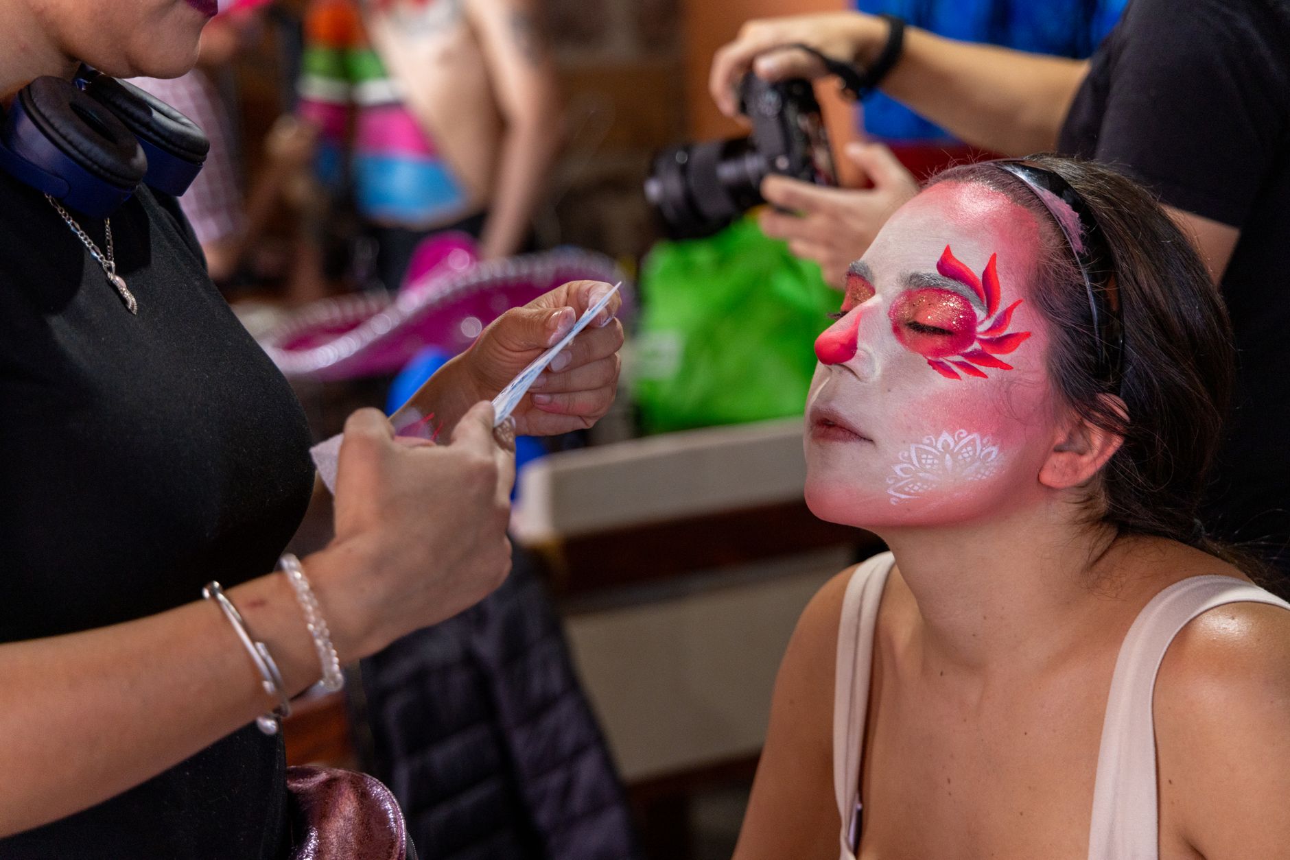 Face Art That Wows Vizag Crowds