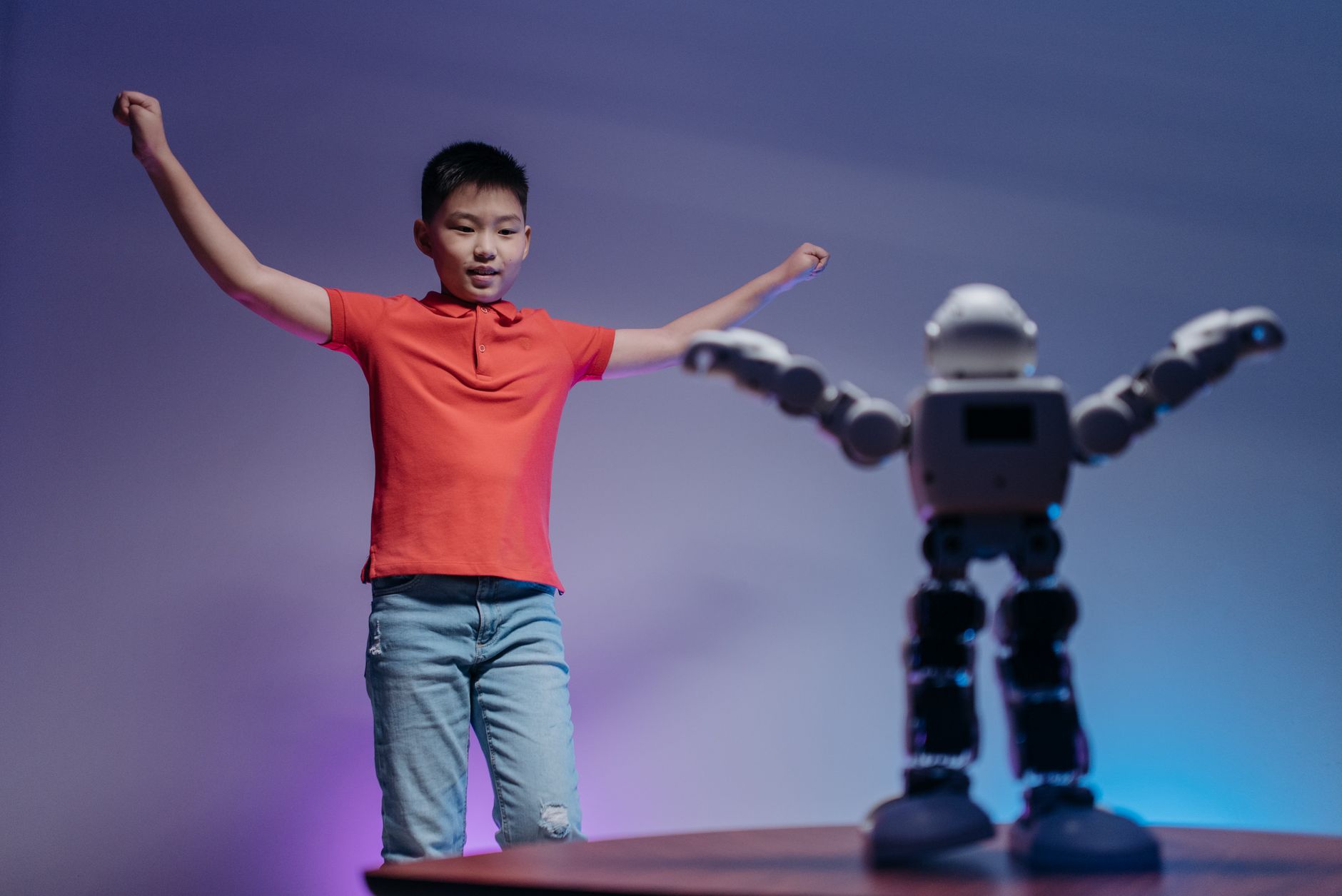 Intelligent Robot Experiences