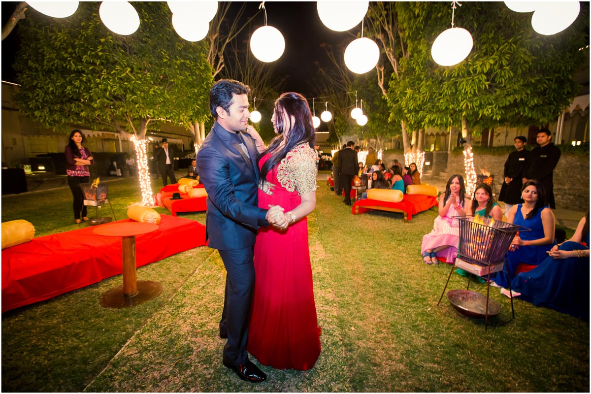 Couples celebrating wedding anniversary with budget-friendly arrangements in Chennai