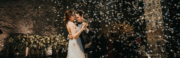 Wedding confetti effects Chennai — colourful paper confetti burst at a Tamil Nadu wedding reception